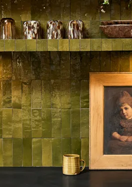 Kitchen wall with green zellige tiles